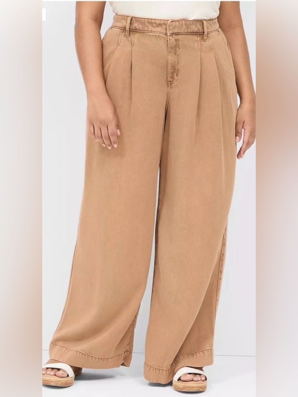 Lane Bryant Wide-Leg Mid Rise Pleated Front Pants in Camel Brown